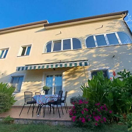 Bozica House With Apartments Murine Bagian luar foto
