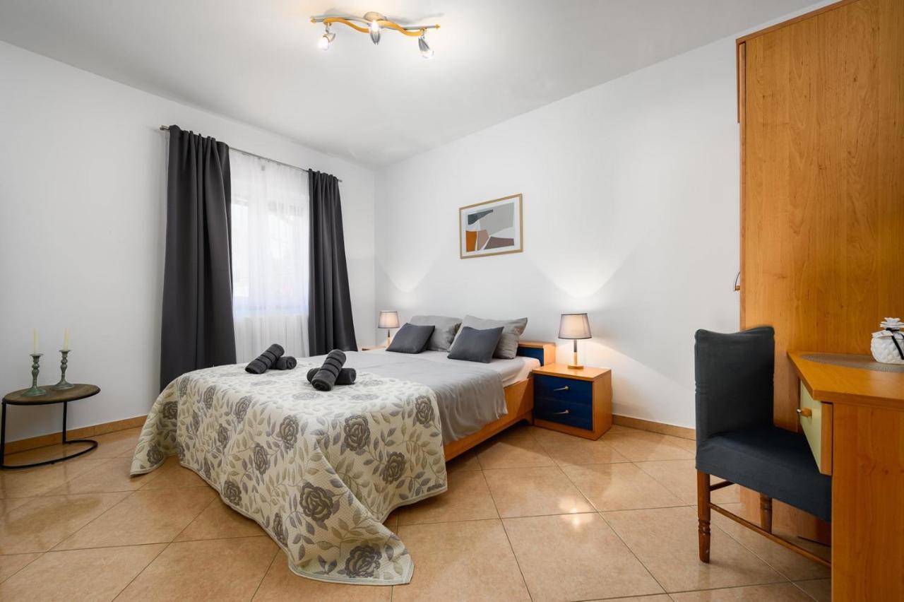 Bozica House With Apartments Murine Bagian luar foto