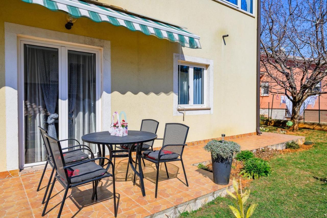 Bozica House With Apartments Murine Bagian luar foto